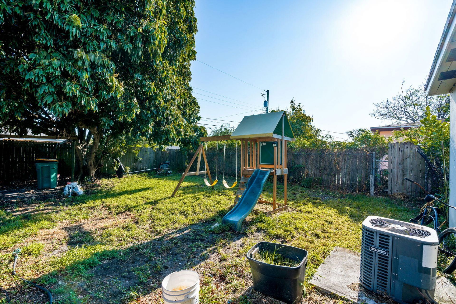 1110 14th Court S, Lake Worth Beach, FL 33460 Photo