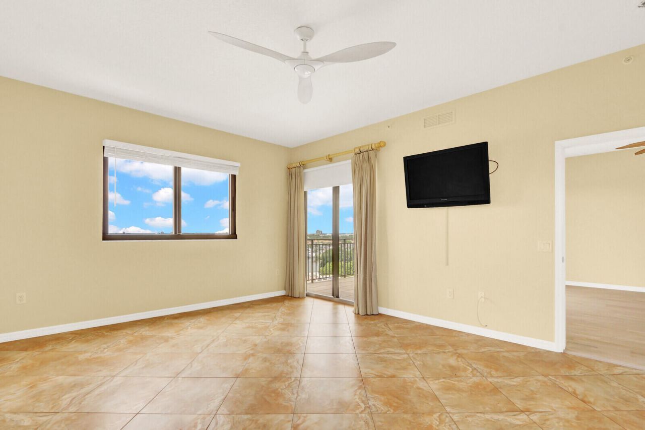 370 Golfview Road, Unit 901, North Palm Beach, FL 33408 Photo