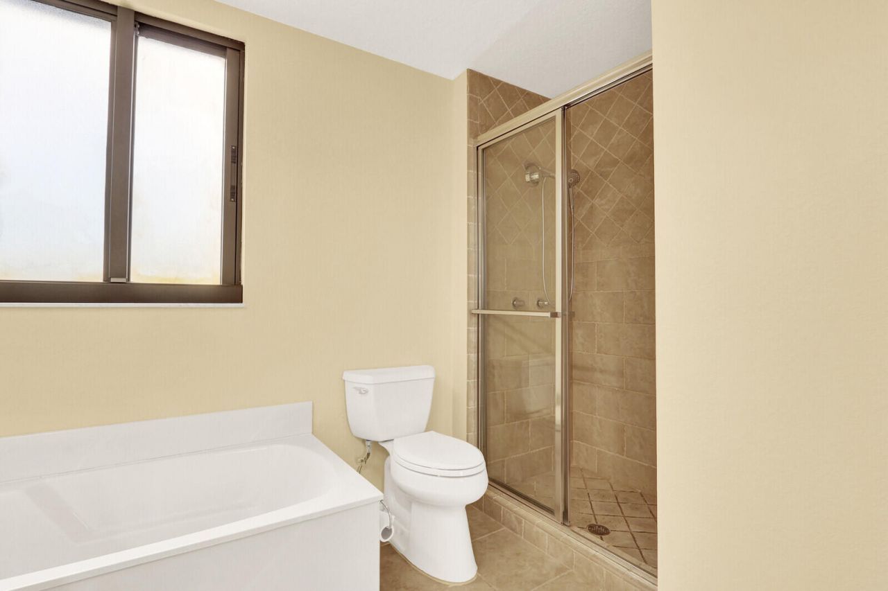 370 Golfview Road, Unit 901, North Palm Beach, FL 33408 Photo