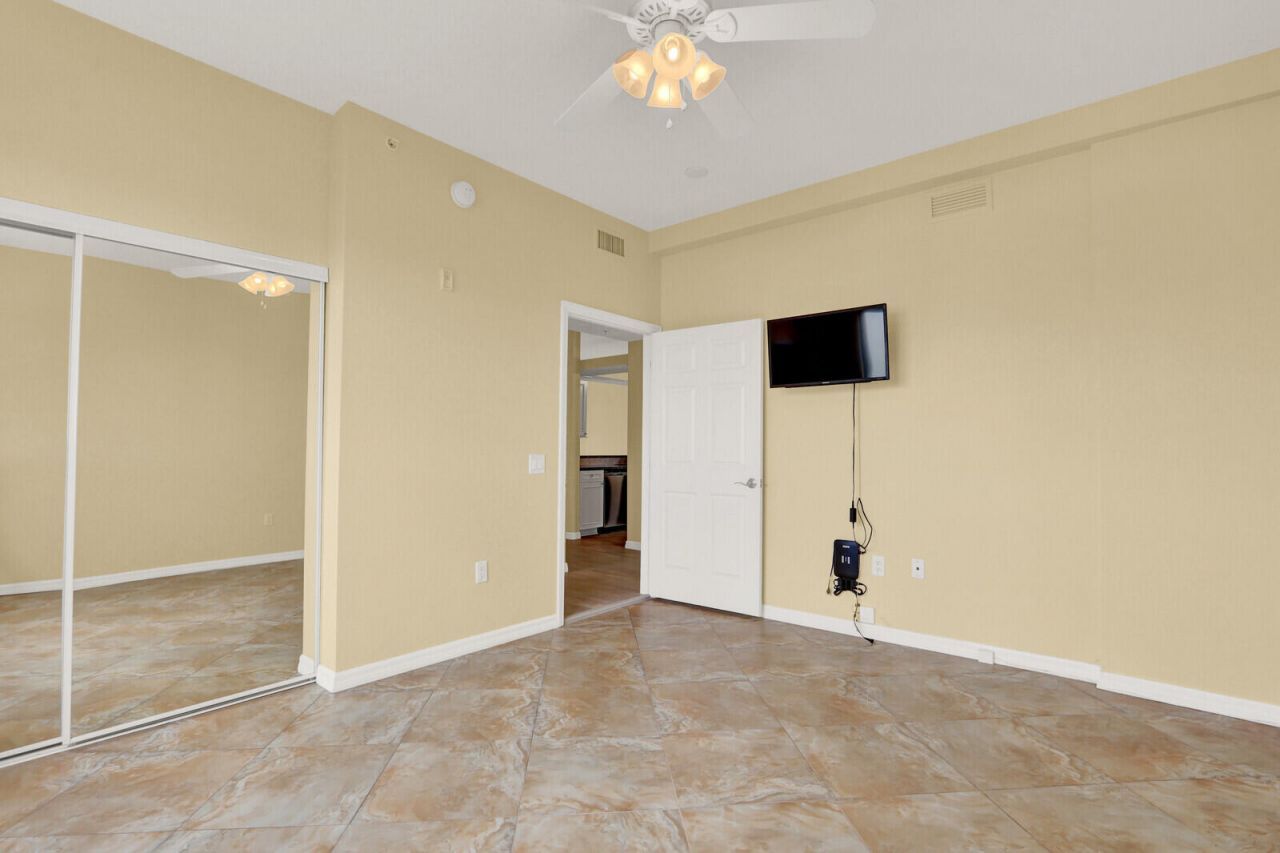 370 Golfview Road, Unit 901, North Palm Beach, FL 33408 Photo