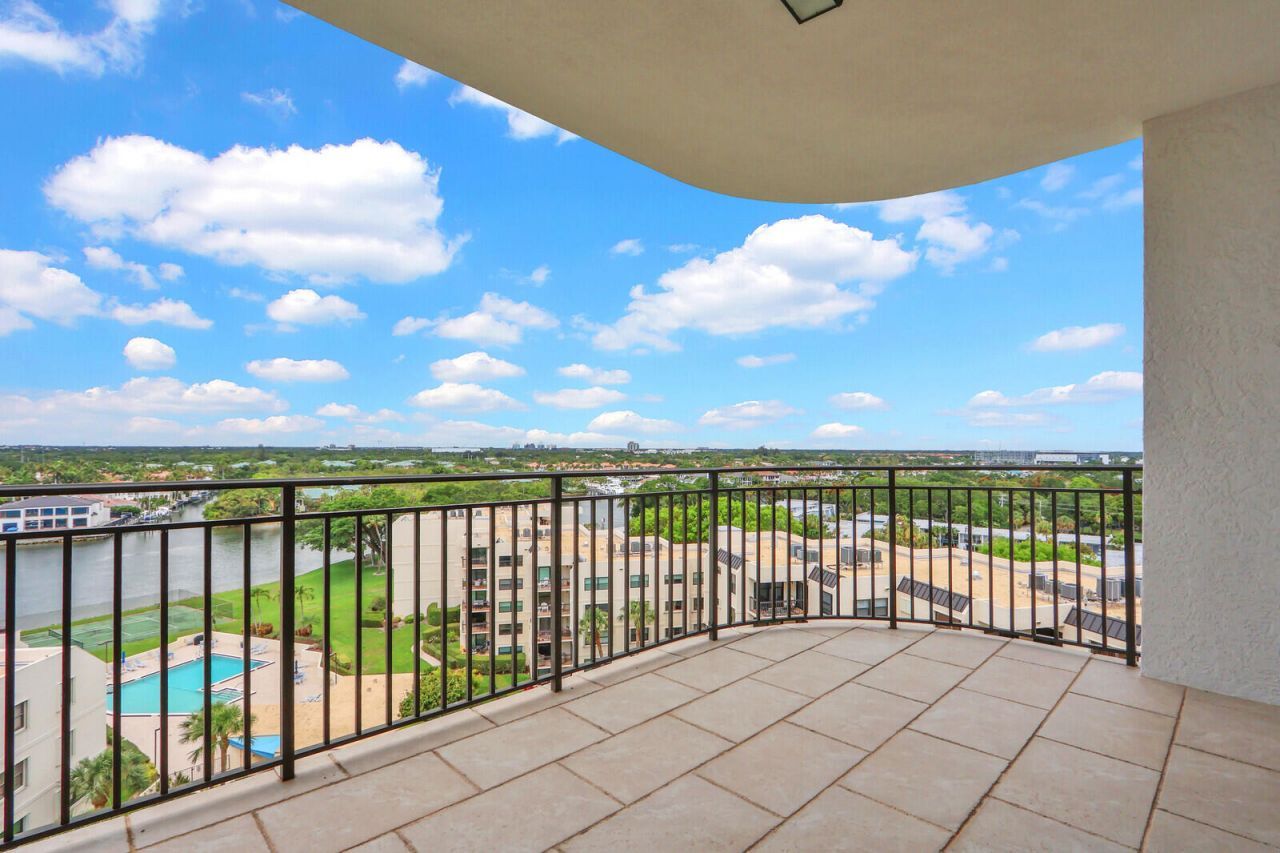 370 Golfview Road, Unit 901, North Palm Beach, FL 33408 Photo