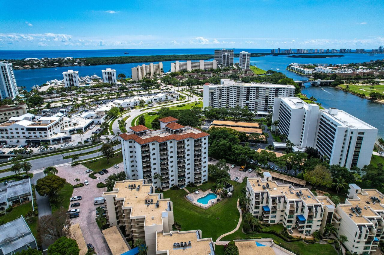 370 Golfview Road, Unit 901, North Palm Beach, FL 33408 Photo