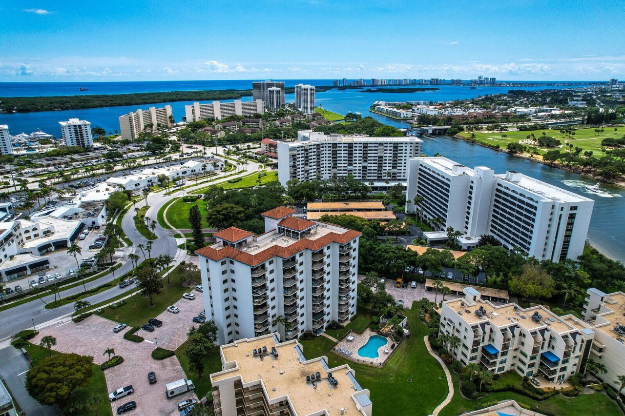 370 Golfview Road, Unit 901, North Palm Beach, FL 33408 Photo