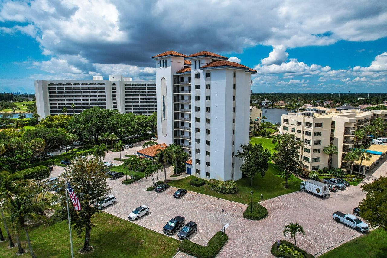 370 Golfview Road, Unit 901, North Palm Beach, FL 33408 Photo