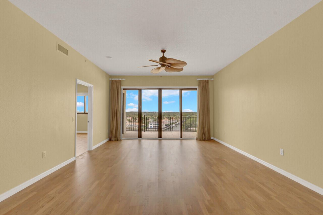 370 Golfview Road, Unit 901, North Palm Beach, FL 33408 Photo