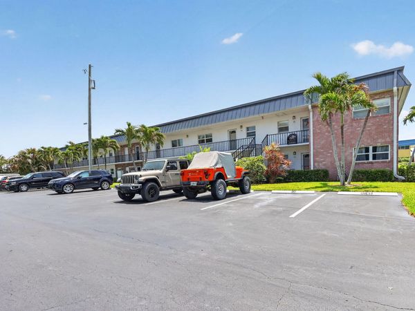 1176 Bayshore Drive, Unit 205, Fort Pierce, FL 34949