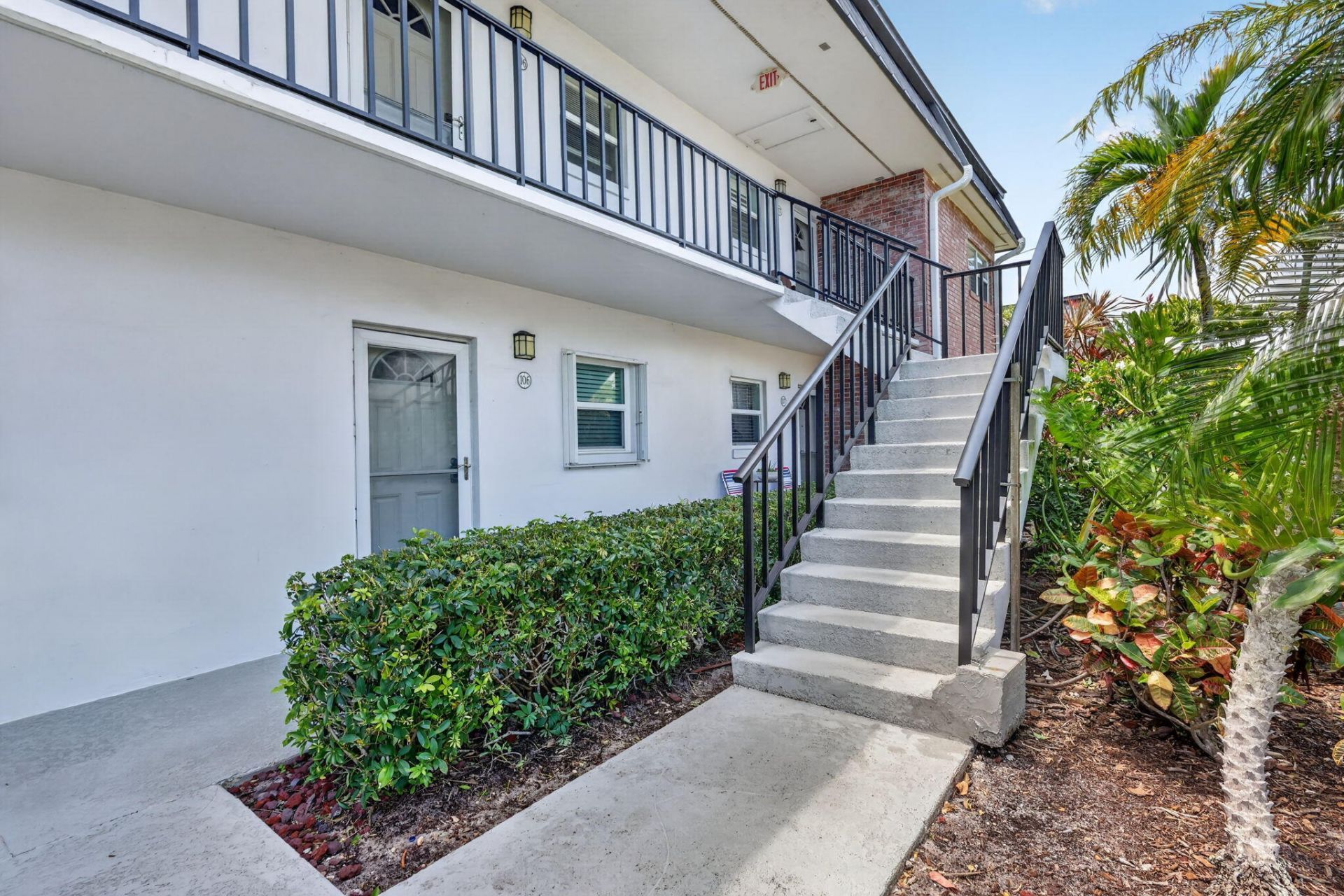 1176 Bayshore Drive, Unit 205, Fort Pierce, FL 34949 Photo