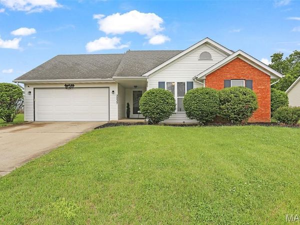 3237 Eastridge Drive, Shiloh, IL 62221