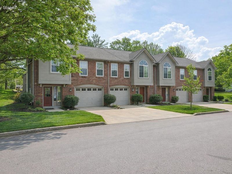 1888 Cliffview Lane, Florence, KY 41042 Photo 1