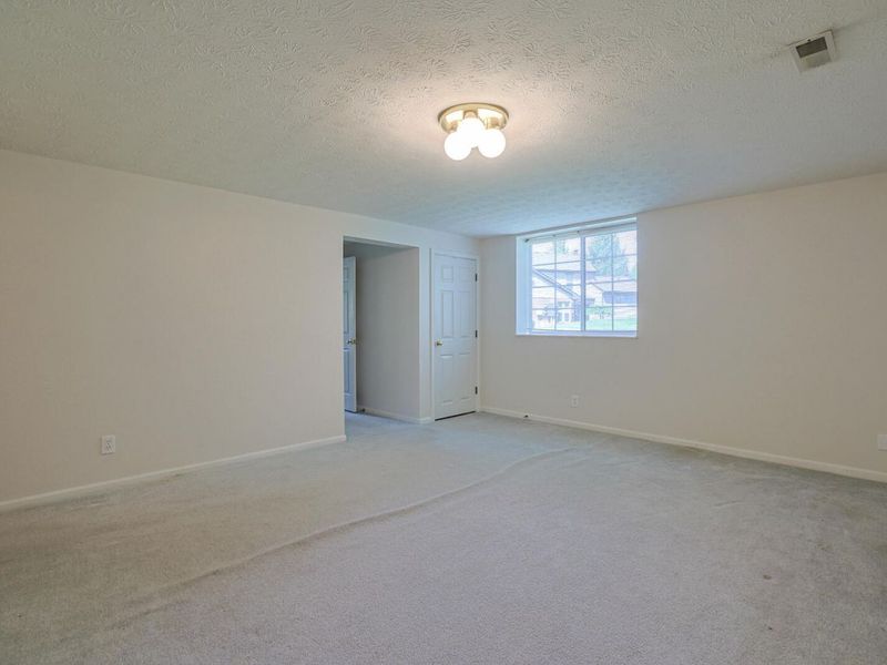 1888 Cliffview Lane, Florence, KY 41042 Photo 21