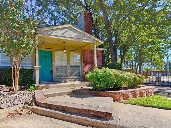 1473 Meadowood Village Drive , Fort Worth, TX 76120