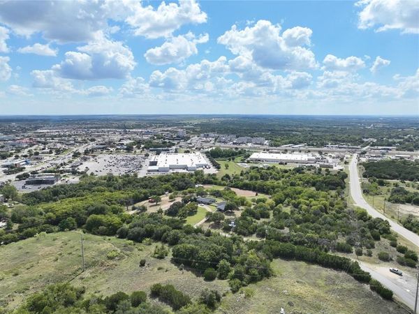 1945 Tin Top Road , Weatherford, TX 76086