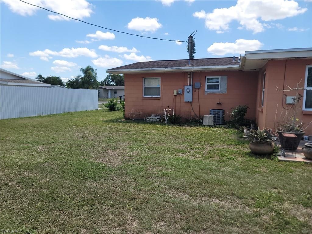 511 Wyoming Rd , Lehigh Acres, FL 33936 Photo