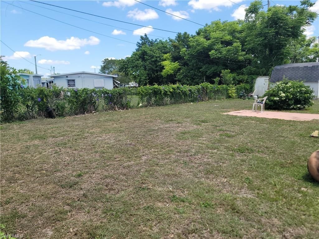 511 Wyoming Rd , Lehigh Acres, FL 33936 Photo