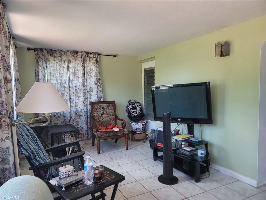 511 Wyoming Rd , Lehigh Acres, FL 33936 Photo