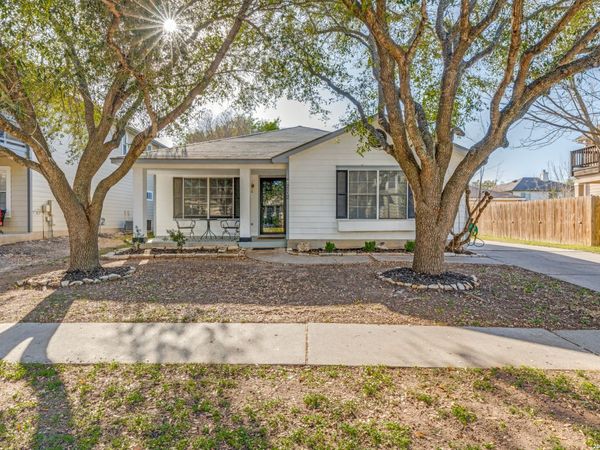 272 TOBIN DR, Buda, TX 78610