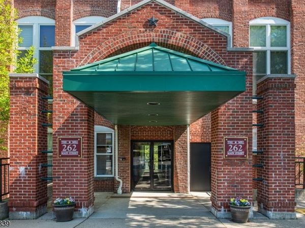 262 Main St, Little Falls, NJ 07424