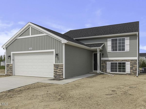 1051 Lakeside Lane, Oregon, OH 43616