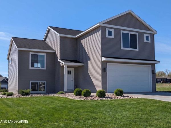 278 Eagle Ridge Drive, Roberts, WI 54023