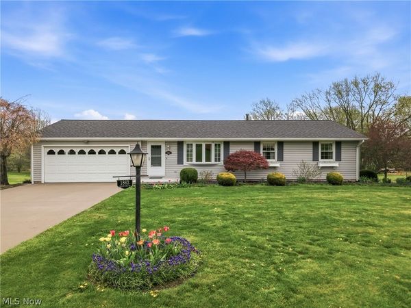 1862 Allen Drive , Salem, OH 44460