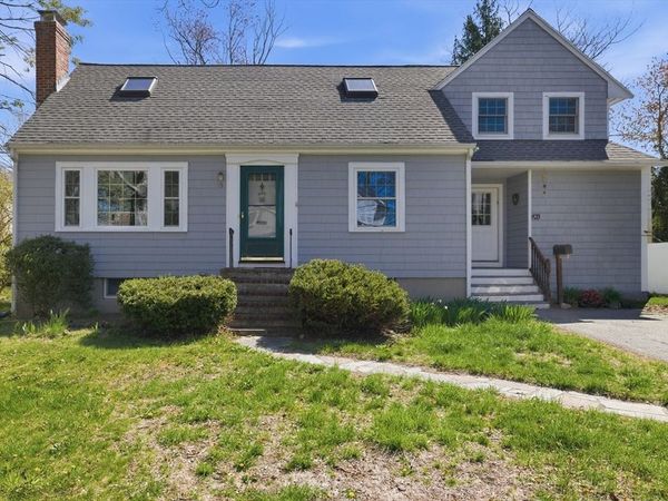 15 Ellison Road, Lexington, MA 02420