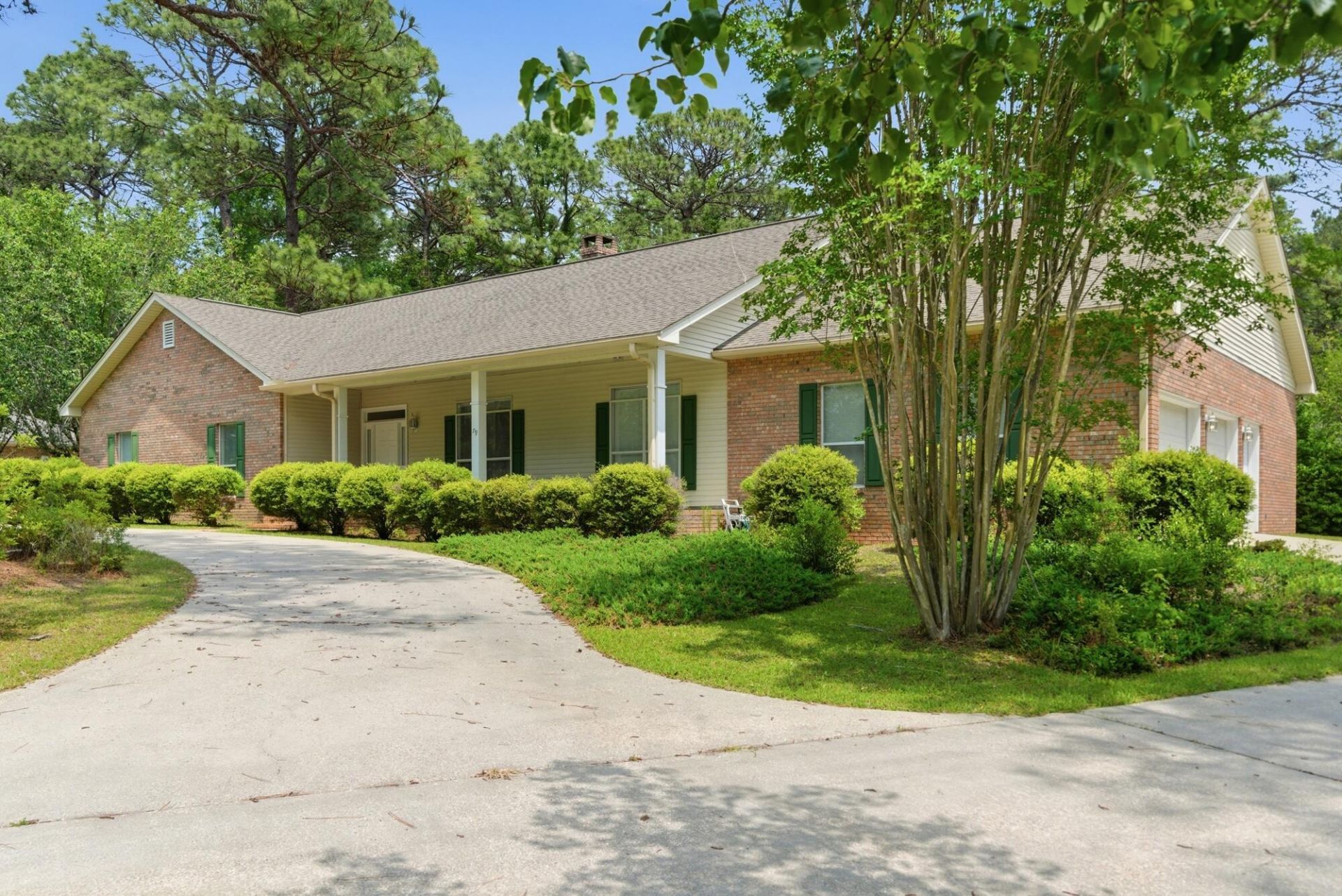 79 Fairway Pl, Hattiesburg, MS 39402 Main Photo