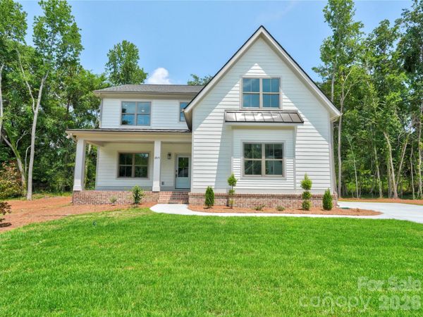 2315 Chateau Court, Matthews, NC 28105