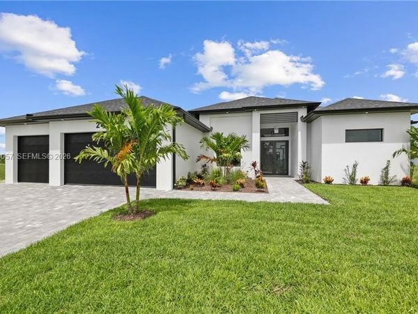 2422 Nelson Rd N , Cape Coral, FL 33993