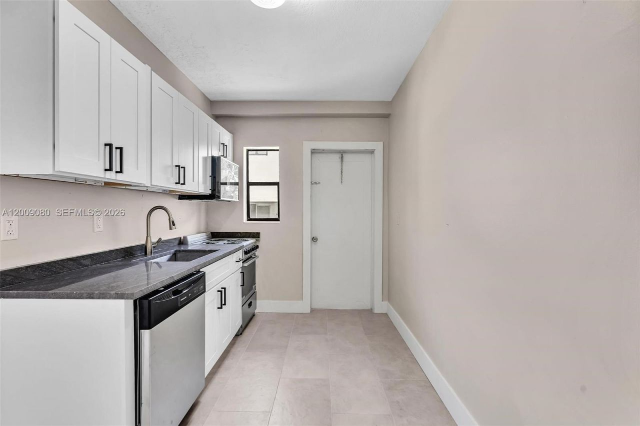1165 Marseille Dr, Unit 3, Miami Beach, FL 33141 Photo