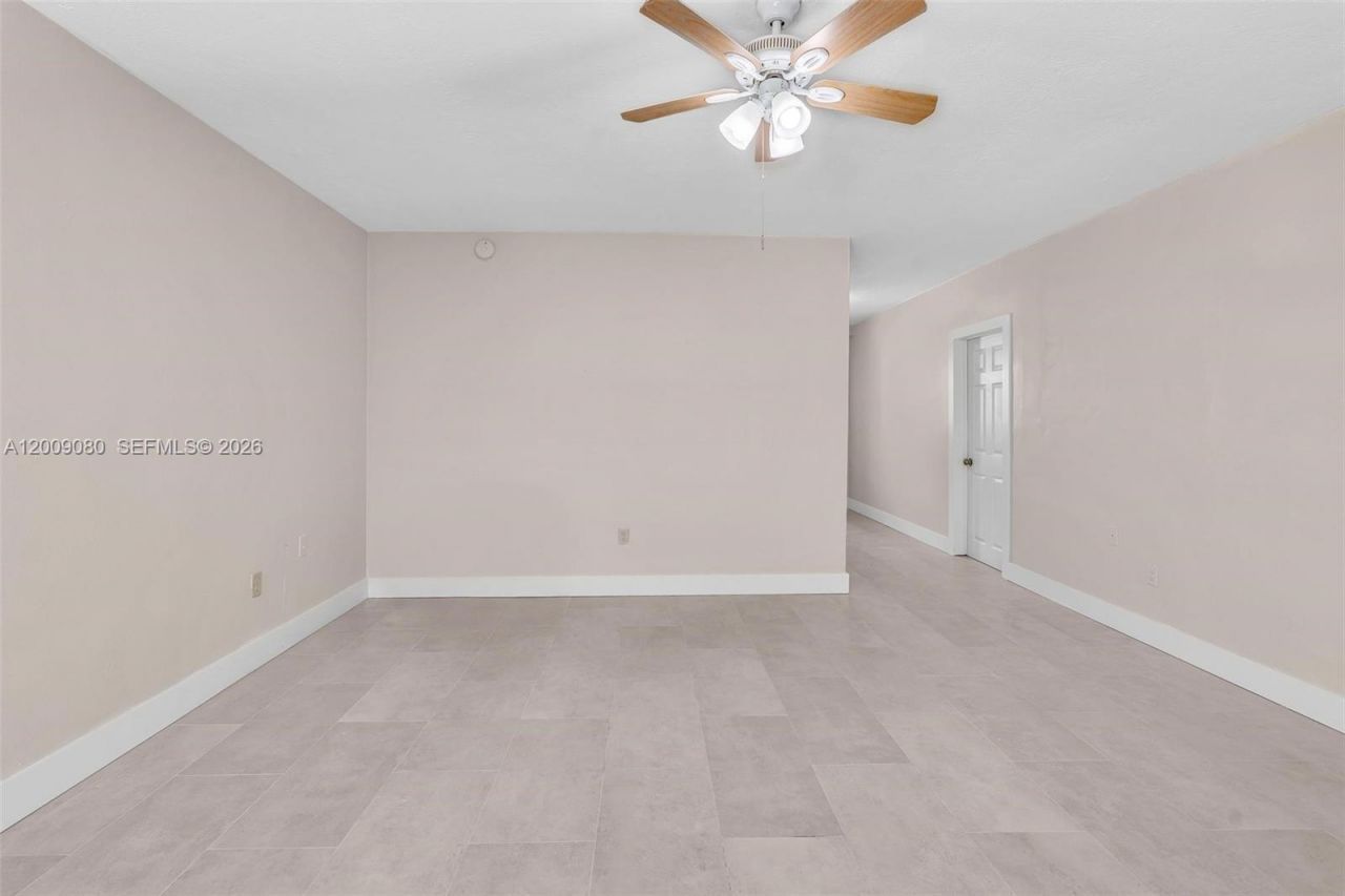 1165 Marseille Dr, Unit 3, Miami Beach, FL 33141 Photo
