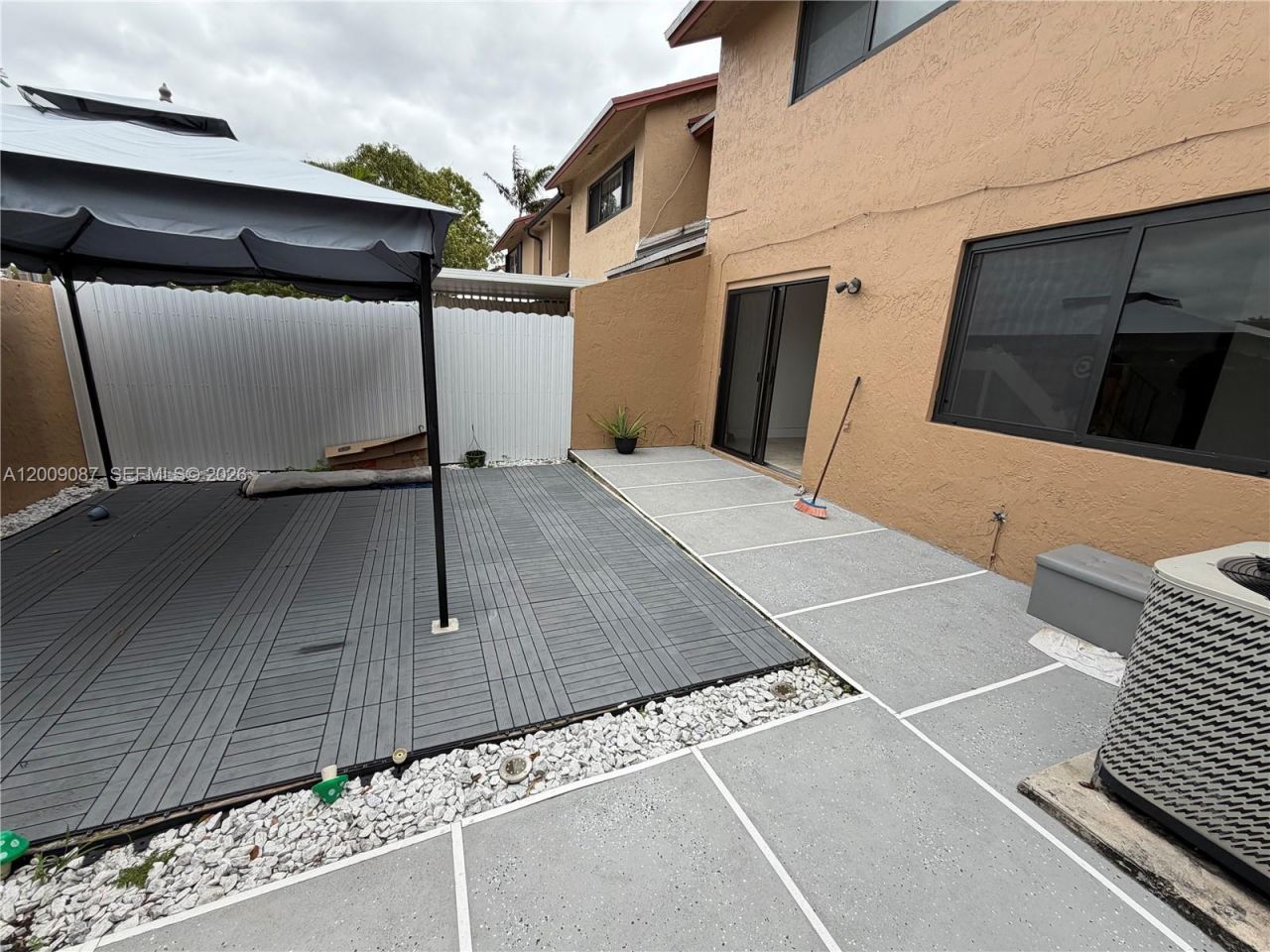 857 W 41st St , Unit 58, Hialeah, FL 33012 Photo
