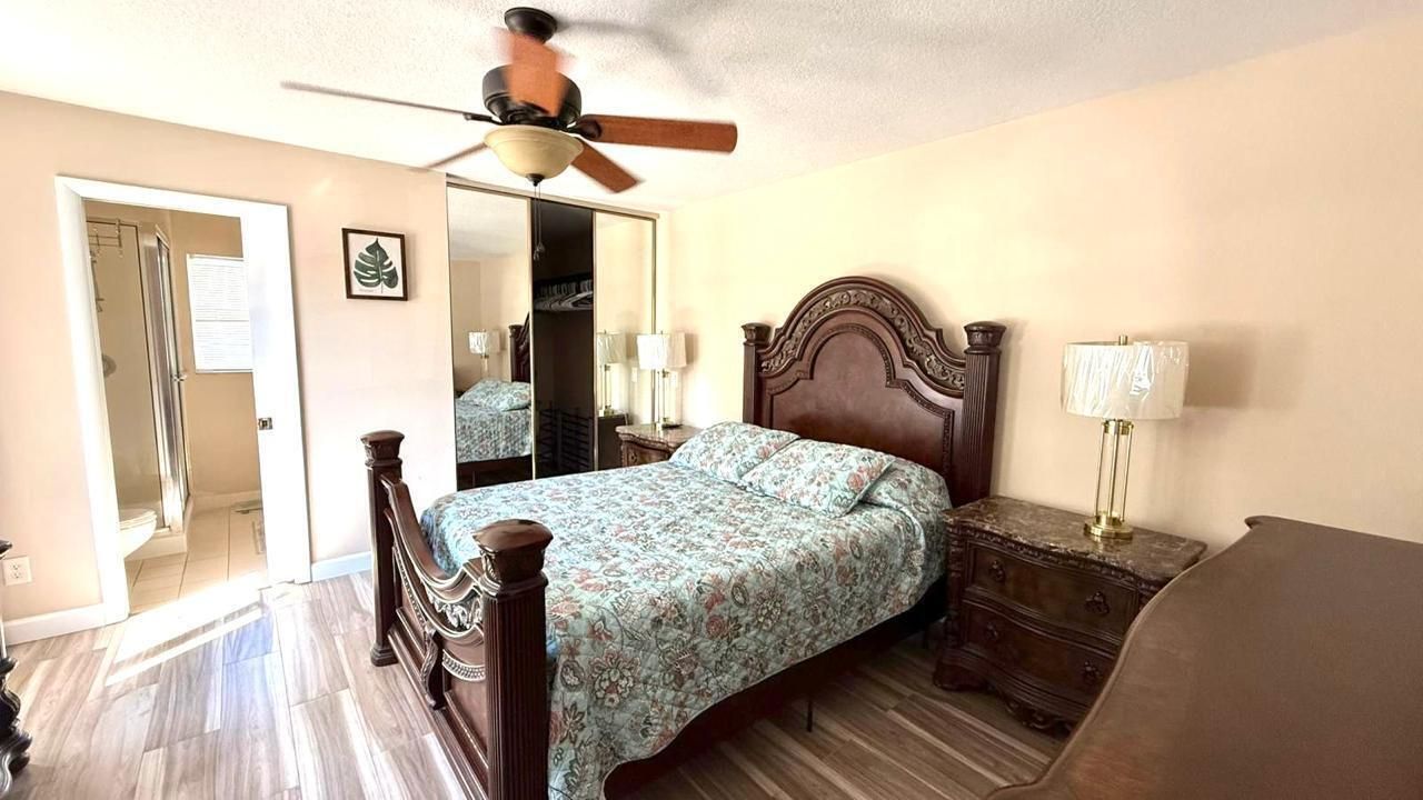 40 Essex Court, Unit C, Royal Palm Beach, FL 33411 Photo