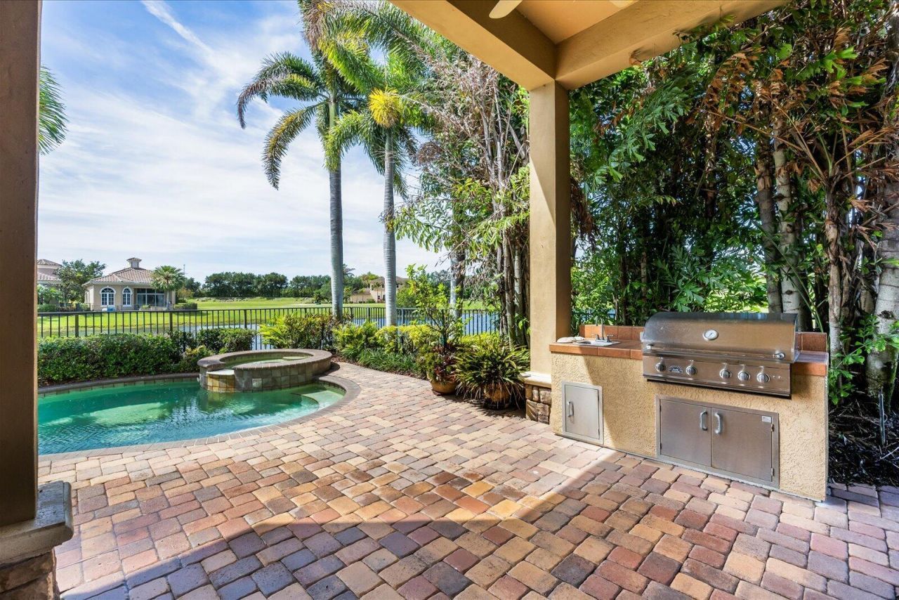 116 SE Bella Strano, Port Saint Lucie, FL 34984 Photo
