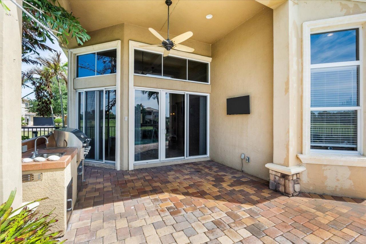 116 SE Bella Strano, Port Saint Lucie, FL 34984 Photo