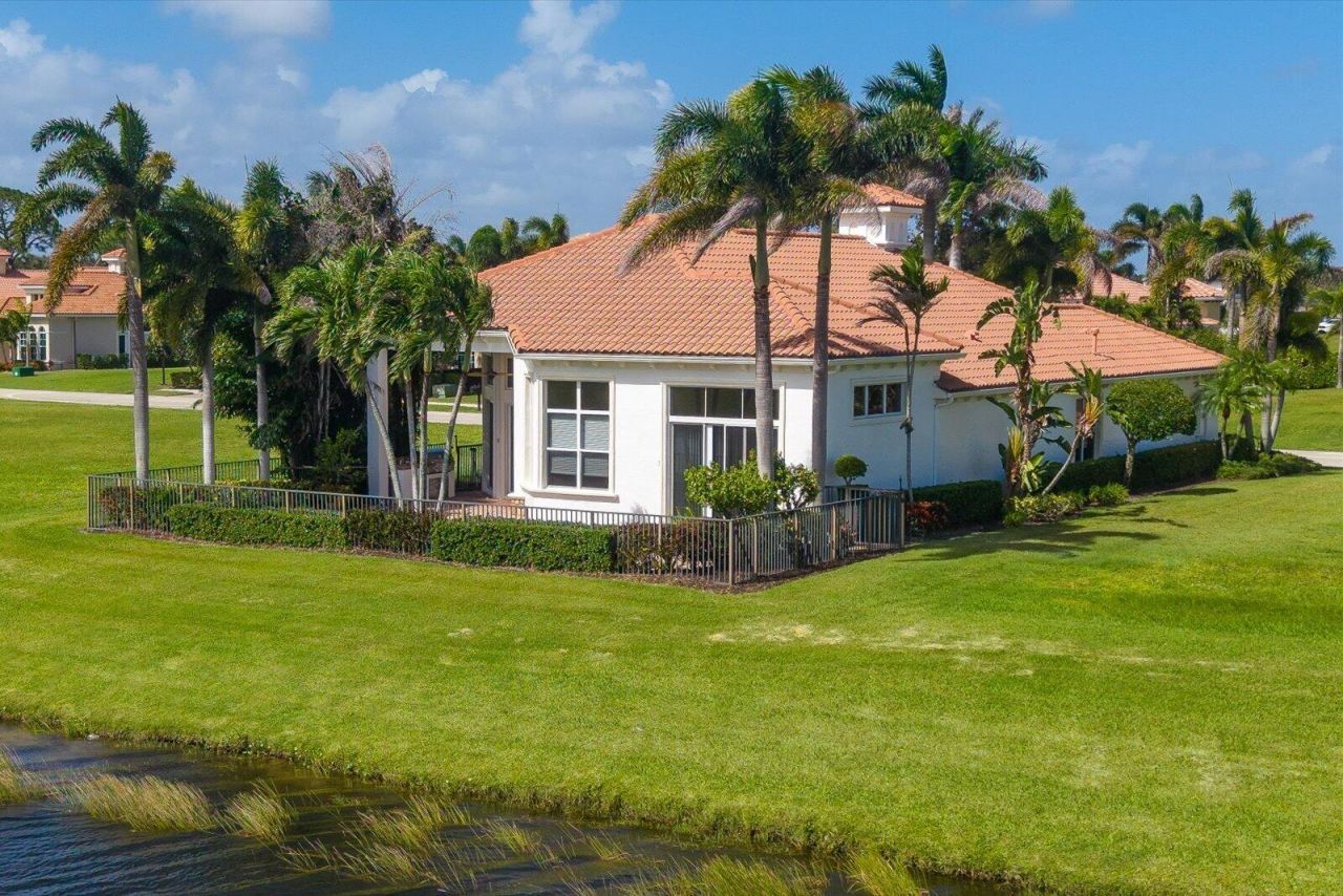 116 SE Bella Strano, Port Saint Lucie, FL 34984 Photo