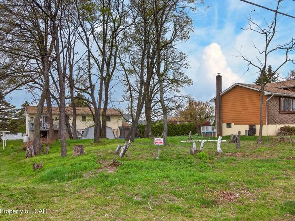 Lincoln Street, Hazleton, PA 18201