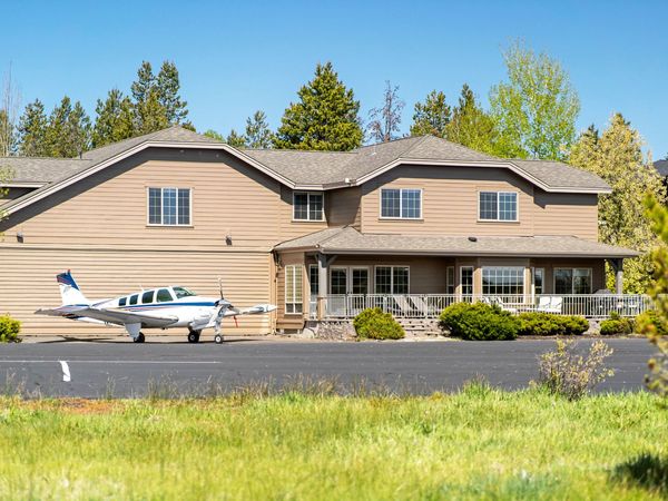 56902 River Road, Unit 6, Sunriver, OR 97707