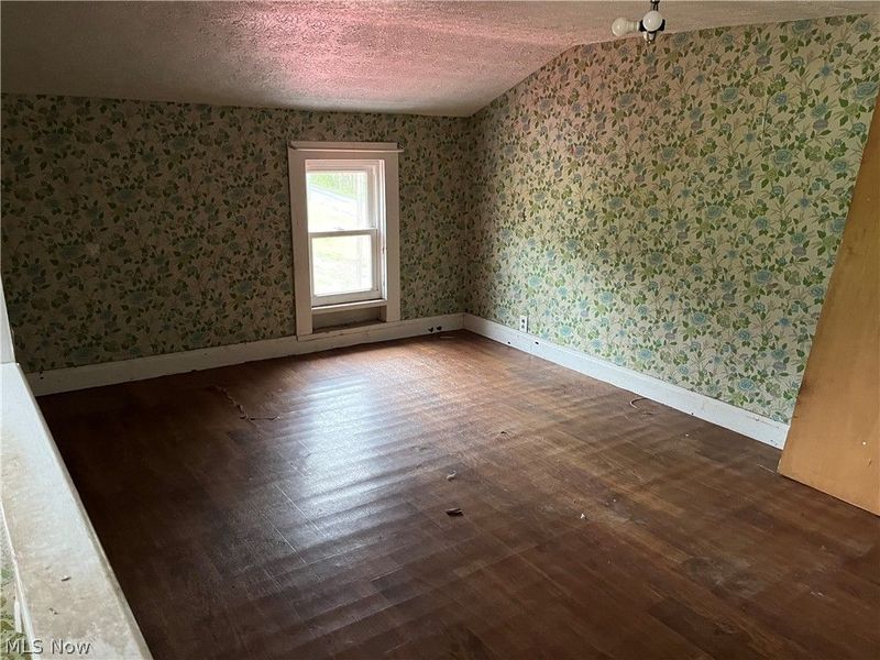 686 Township Road 223, Richmond, OH 43944 Photo 7