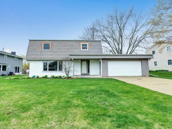 426 CUSTER COURT, Green Bay, WI 54301