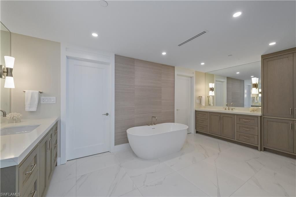 13945 Old Coast Rd , Unit 1606, Naples, FL 34110 Photo