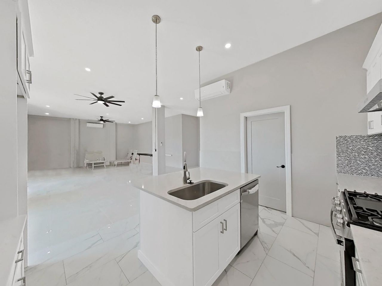 882 Bay Point Drive , Madeira Beach, FL 33708 Photo