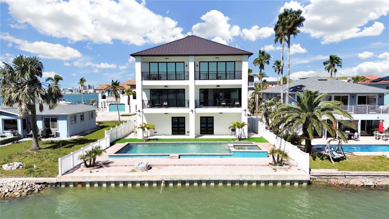 882 Bay Point Drive , Madeira Beach, FL 33708 Photo