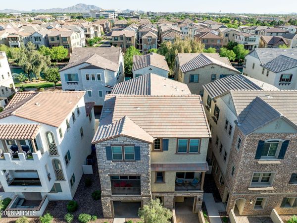 1694 E HAMPTON Lane, Gilbert, AZ 85295