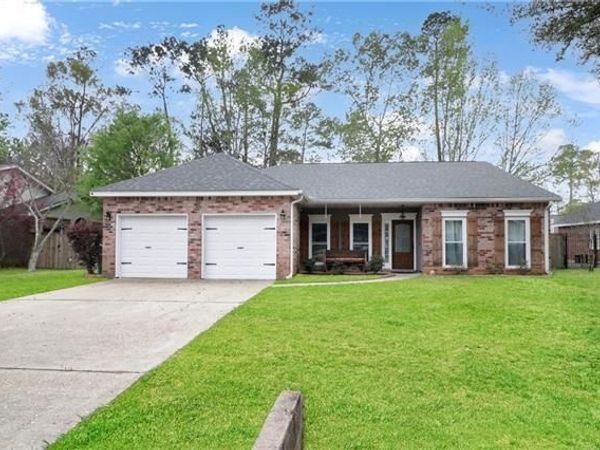 824 DESTIN Street , Mandeville, LA 70448