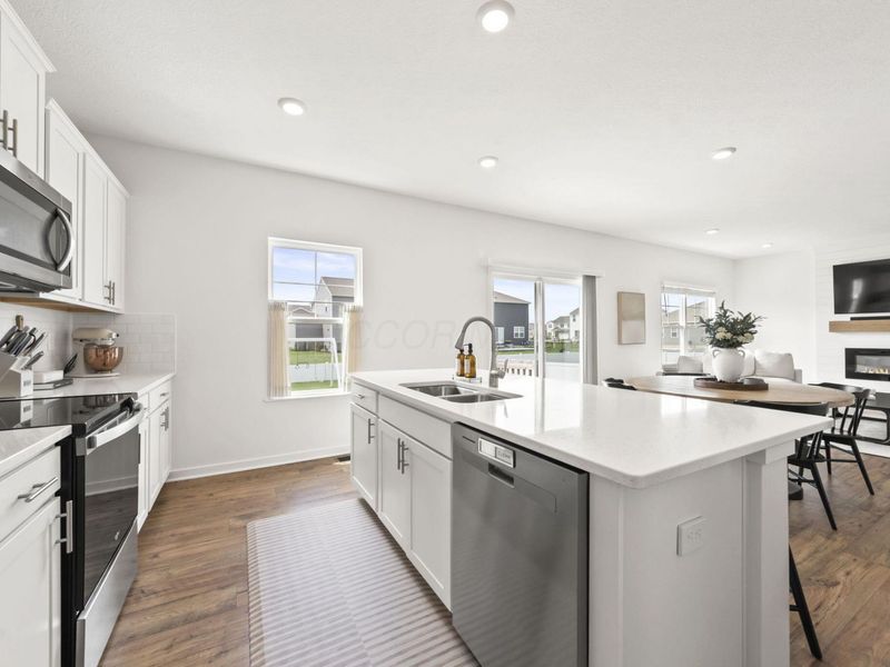 934 Caroline Drive , Plain City, OH 43064 Photo 10