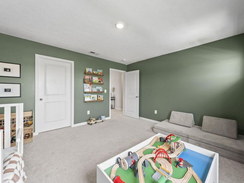 934 Caroline Drive , Plain City, OH 43064 Photo 27