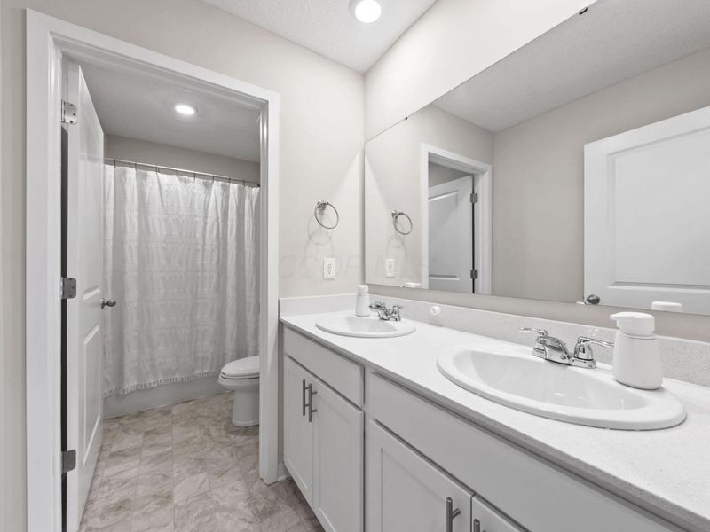 934 Caroline Drive , Plain City, OH 43064 Photo 28