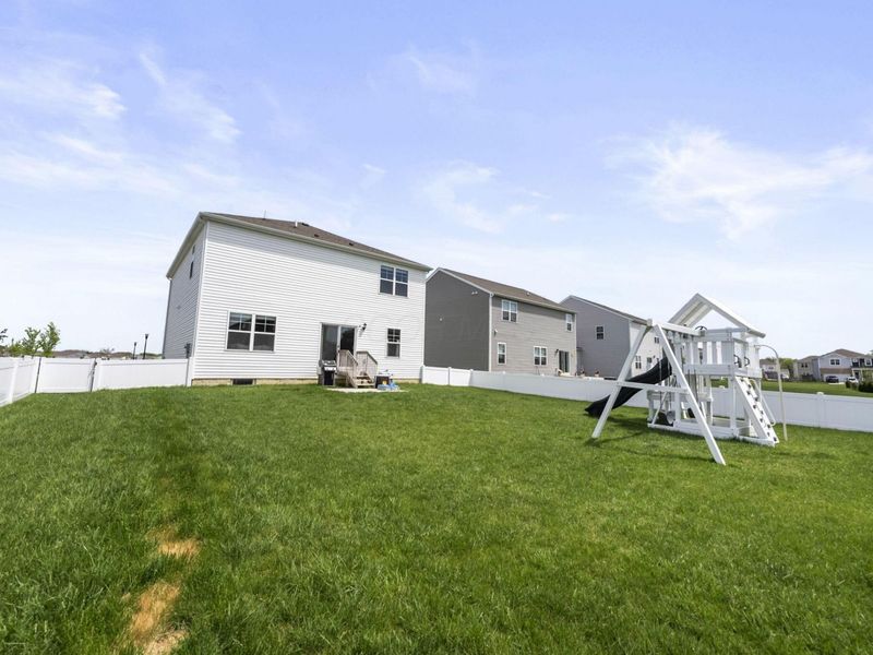 934 Caroline Drive, Plain City, OH 43064 Photo 6
