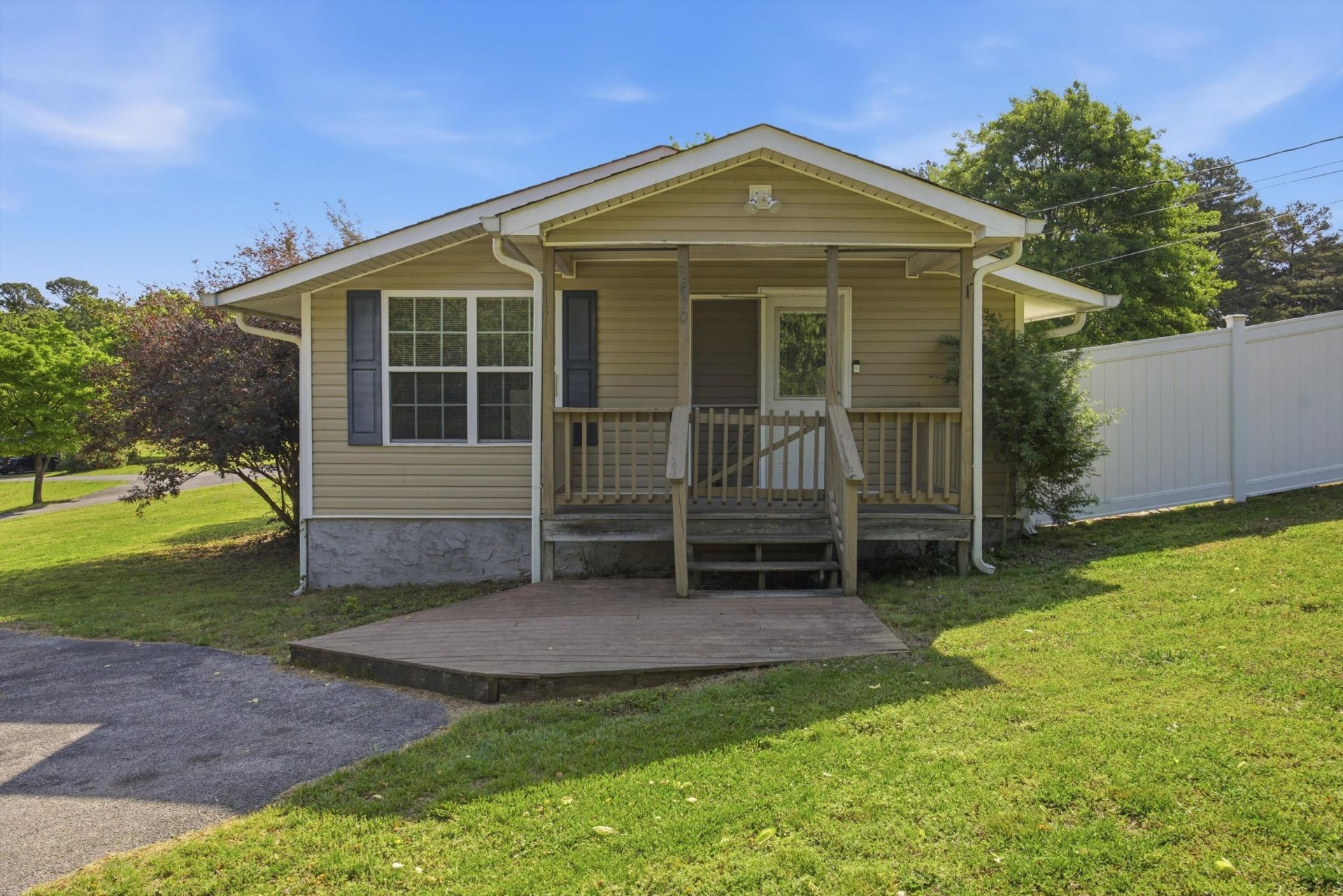 2090 Dorn Farm Place, Sale Creek, TN 37373 Main Photo