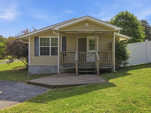 2090 Dorn Farm Place, Sale Creek, TN 37373